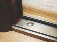 Вътрешна ключалка с един шип на метална входна врата